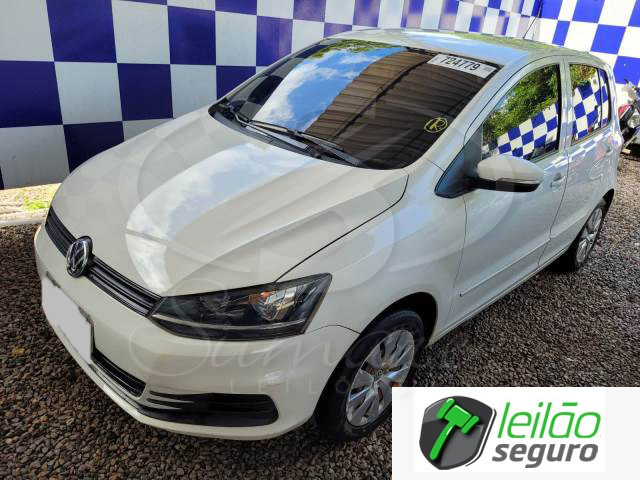 LOTE 034 VOLKSWAGEN/FOX TRENDLINE 1.6 MSI  2015