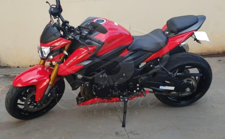 Lote 011 - SUZUKI GSX-S750A 2018