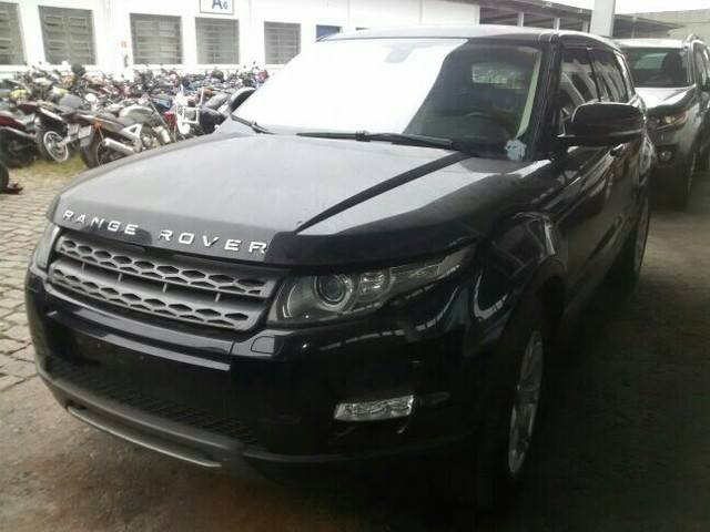 LOTE 080 Land Rover Range Rover Evoque 2.0 Si4 4WD Pure 2012