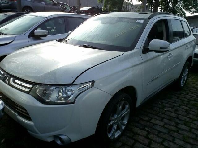 LOTE 081 Mitsubishi Outlander GT 4WD 3.0 V6 2015