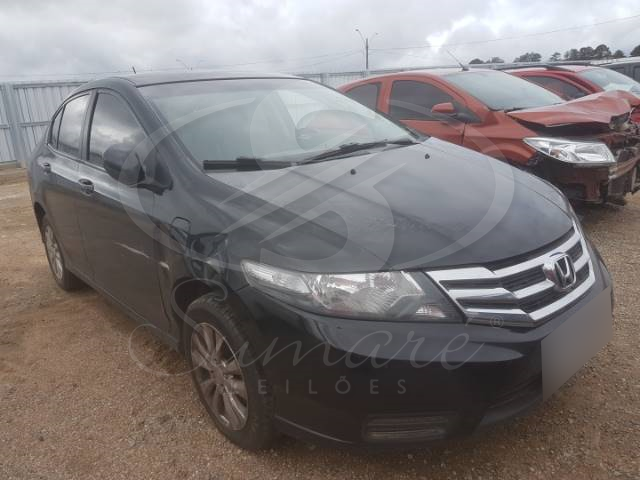 LOTE 002 - HONDA CITY LX 1.5 16V 2013