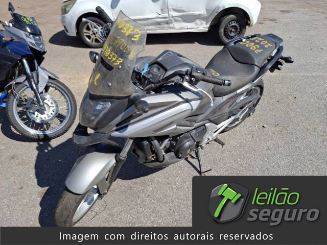 LOTE 013 2021 HONDA NC 750X