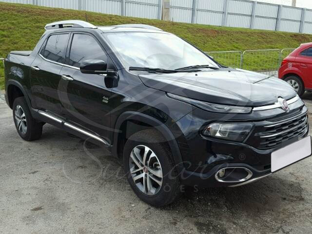 LOTE 028 - FIAT TORO VOLCANO AT9 2.0  2017