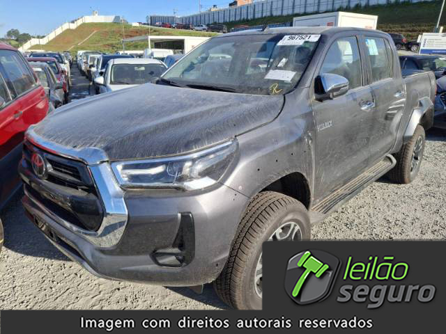 LOTE 042 TOYOTA HILUX CD 4X4