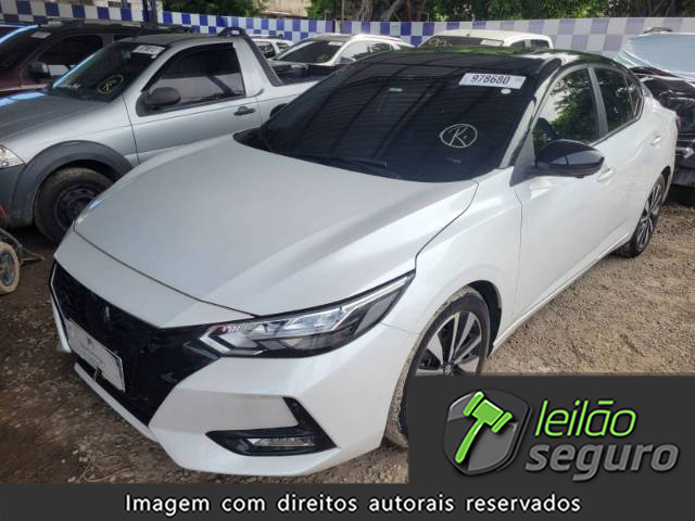 LOTE 068 NISSAN SENTRA Exclusive CVT 2.0 16V CVVTCS