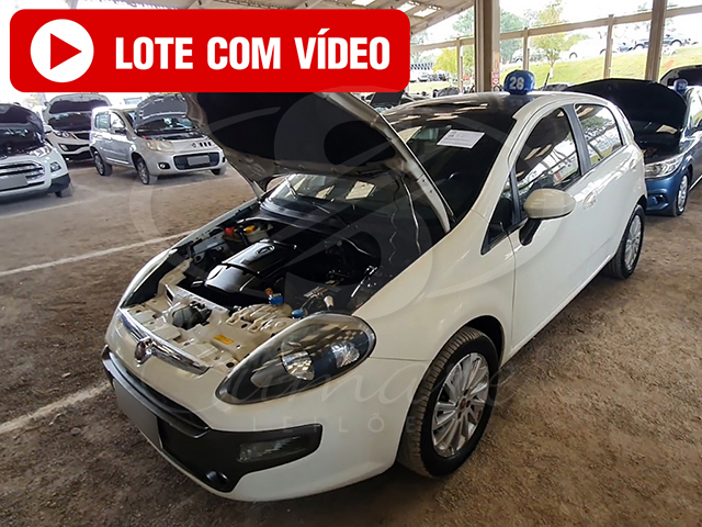 LOTE 014 - Fiat Punto Essence SP 1.6 Flex 16V 5p 2016