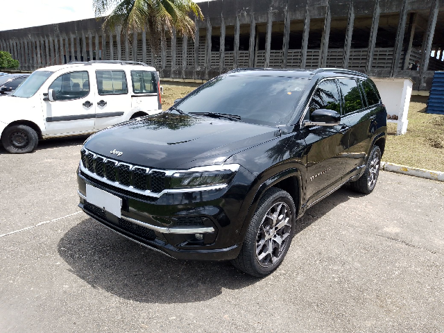 LOTE 032 COMMANDER OVR TD380 2021/2022 