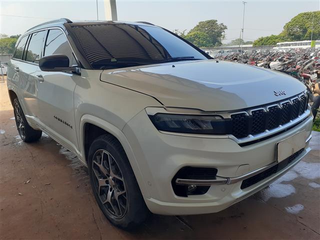 LOTE 034 COMMANDER OVR TD380 2022/2023 