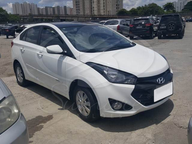 LOTE 028 - HYUNDAI HB20S 1.6 2014