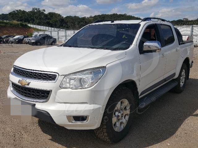 LOTE 032 - CHEVROLET S10 LTZ 2.4 4x2 2013