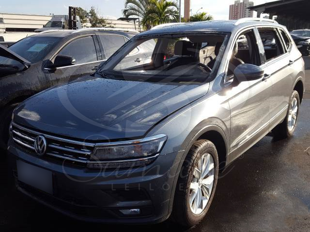 LOTE 005 - Volkswagen Tiguan Allspace Comfortline 1.4 2018