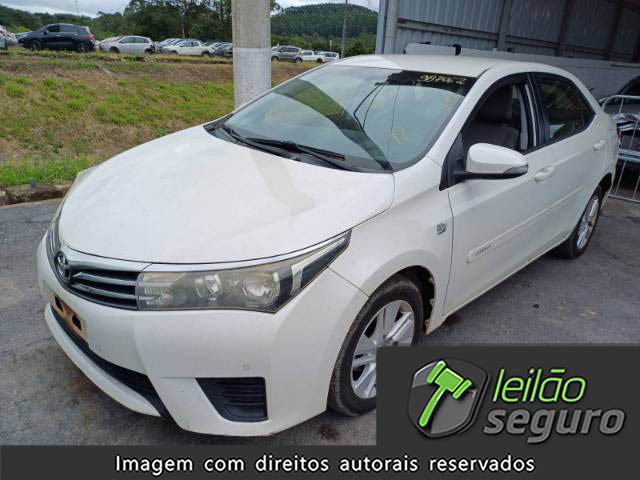 LOTE 032 TOYOTA COROLLA