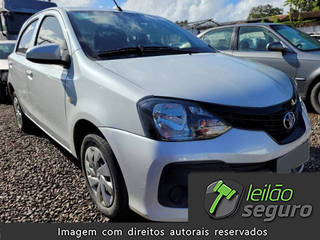 LOTE 033 TOYOTA ETIOS