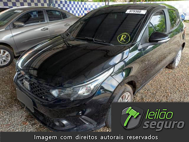 LOTE 068 FIAT ARGO