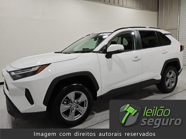 LOTE 075 TOYOTA RAV4 XLE