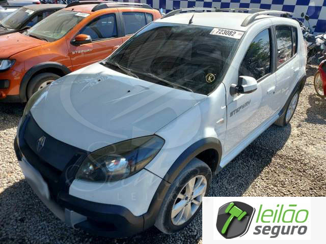 LOTE 003 RENAULT/SANDERO STEPWAY 1.6 16V HI-FLEX 2014