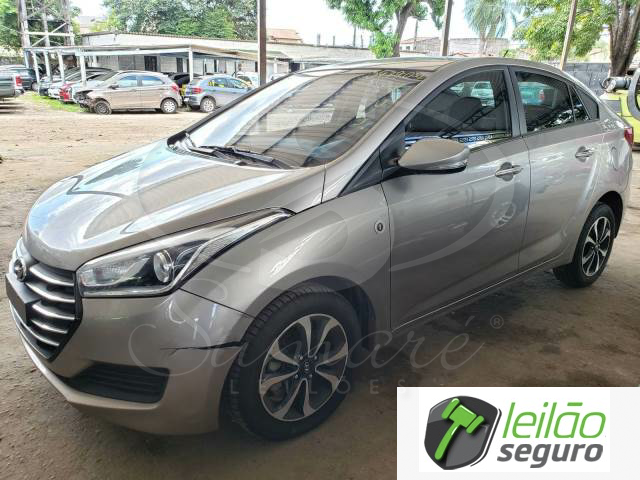 LOTE 004  HYUNDAI/HB20S COMFORT PLUS 1.6 16V CVVT 2019