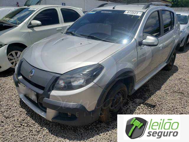 LOTE 017  RENAULT/SANDERO STEPWAY 1.6 HI-POWER 2014