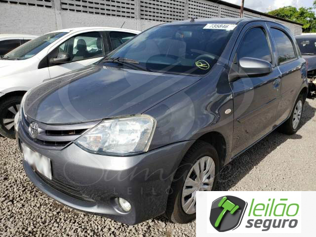 LOTE 008 TOYOTA/ETIOS X 1.3 16V  2014