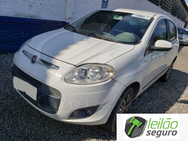 LOTE 028 FIAT/PALIO ESSENCE 1.6 16V E.TORQ 2015