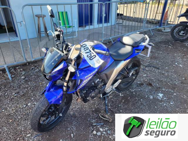 LOTE 004 Yamaha FZ25 FAZER 250 ABS 2022