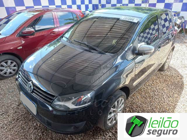 LOTE 039 VOLKSWAGEN/FOX 1.0 1.0 TOTAL FLEX 2013