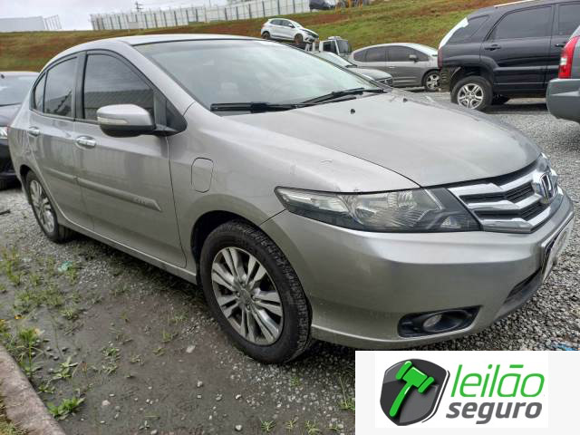 LOTE 044 HONDA/CITY EX 1.5 16V 2014