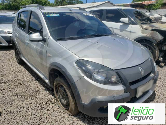 LOTE 017  RENAULT/SANDERO STEPWAY 1.6 HI-POWER 2014